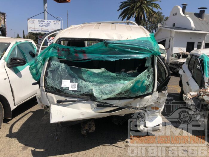 KIA , K 2700 WORKHORSE P / U S / C , WHITE ( 30842 )
