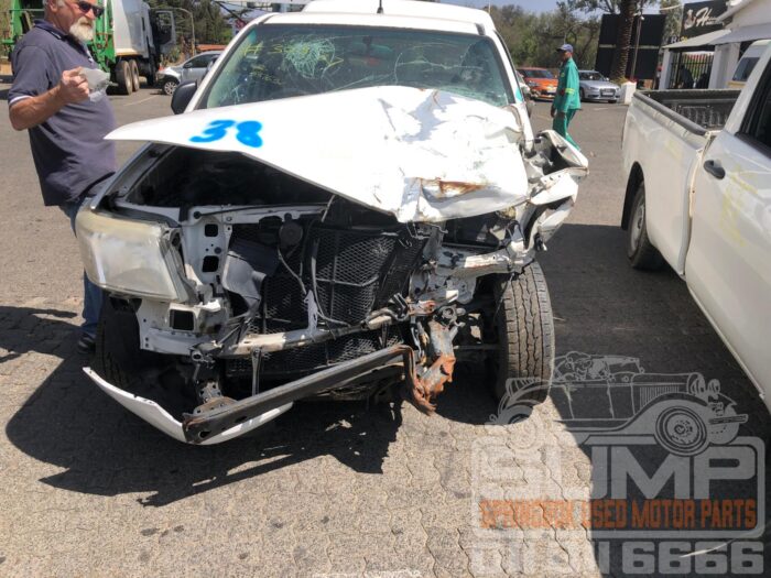 TOYOTA , HILUX 2 . 0 VVTI S P / U D / C , WHITE ( 30837 )
