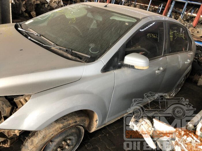 FORD , FOCUS 1 . 8 Si 5 DR , SILVER ( 30802 ) - Image 3
