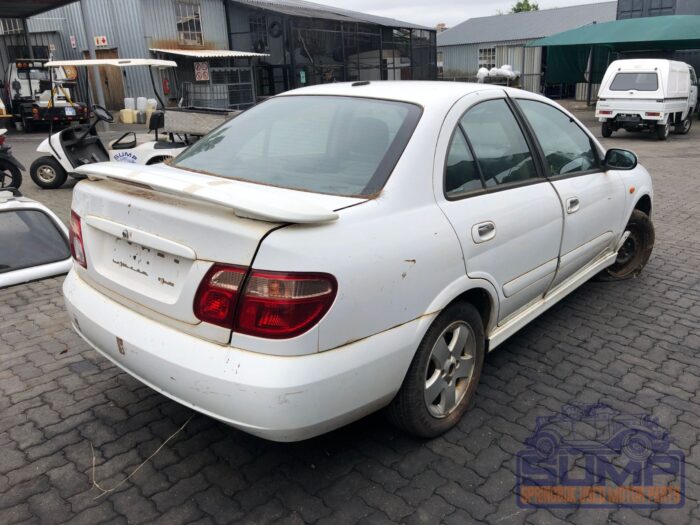 NISSAN , ALMERA 1 . 8 ELEGANCE ( H 15 / 29 ) , WHITE , 2006 ( 29737 ) - Image 4