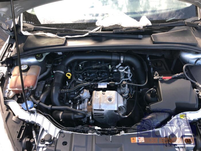 FORD , FOCUS 1 . 0 ECOBOOST AMBIENTE , SILVER , 2015 ( 29740 ) - Image 10