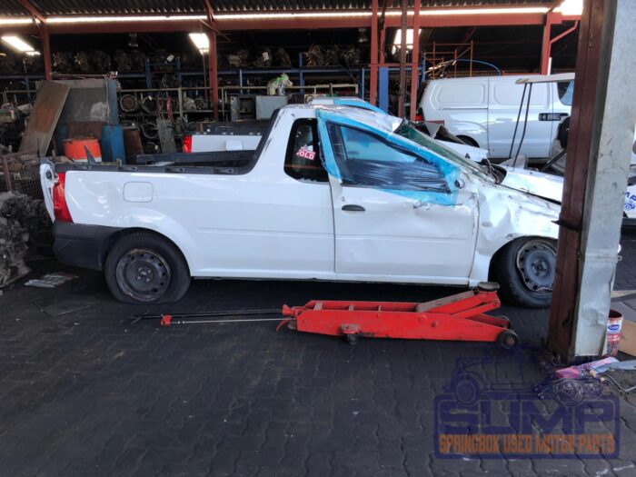 NISSAN , NP 200 1 . 6 A / C P / U S / C , WHITE , 2014 ( 29739 ) - Image 3