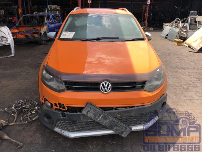 VOLKSWAGEN , POLO 1 . 6 CROSS 5 DR , ORANGE , 2012 ( 30243 )