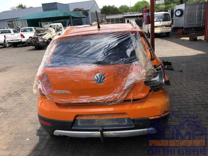 VOLKSWAGEN , POLO 1 . 6 CROSS 5 DR , ORANGE , 2012 ( 30243 ) - Image 5