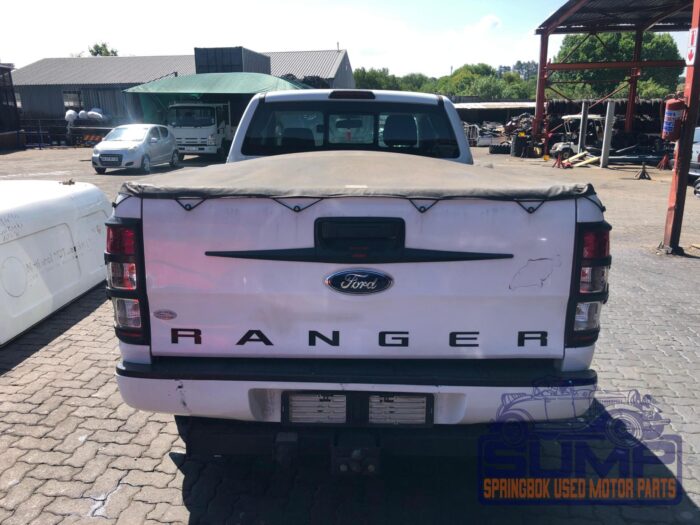 FORD , RANGER 3 . 2 TD Ci XLS P / U SUP / CAB , WHITE , 2012 ( 29744 ) - Image 5
