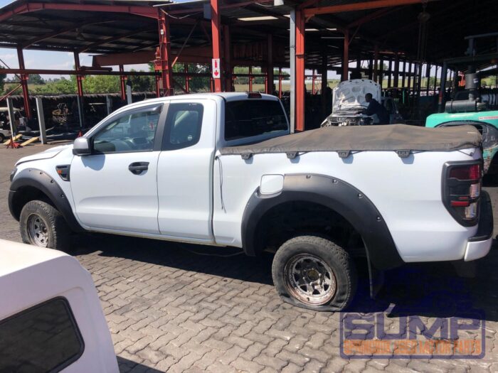 FORD , RANGER 3 . 2 TD Ci XLS P / U SUP / CAB , WHITE , 2012 ( 29744 ) - Image 7