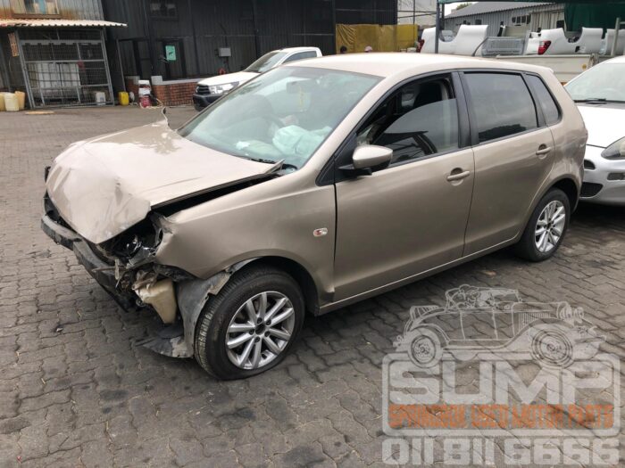 VOLKSWAGEN , POLO VIVO 1 . 4 TRENDLINE 5 DR , GOLD , 2016 ( 30850 ) - Image 3