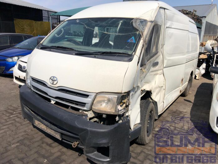 TOYOTA , QUANTUM 2 . 5 D - 4 D F / C P / V , WHITE , 2018 ( 30258 ) - Image 8