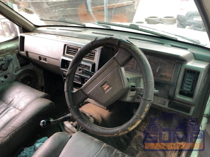 NISSAN , 1 TONNER 3 . 0 V 6 D / C 2 X 4 , WHITE , 1997 ( 29780 ) - Image 8