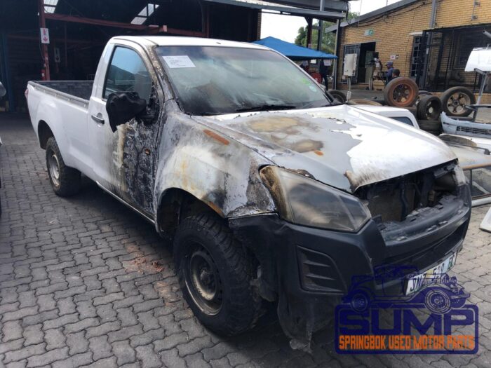 ISUZU , D - MAX 205 C FLEETSIDE S / C P / U , WHITE , 2020 ( 29778 ) - Image 2