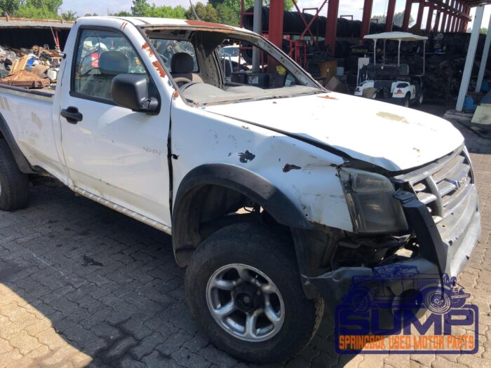 ISUZU , KB 240 i FLEET SIDE 4 X 4 P / U S / C , WHITE , 2009 ( 29773 ) - Image 2