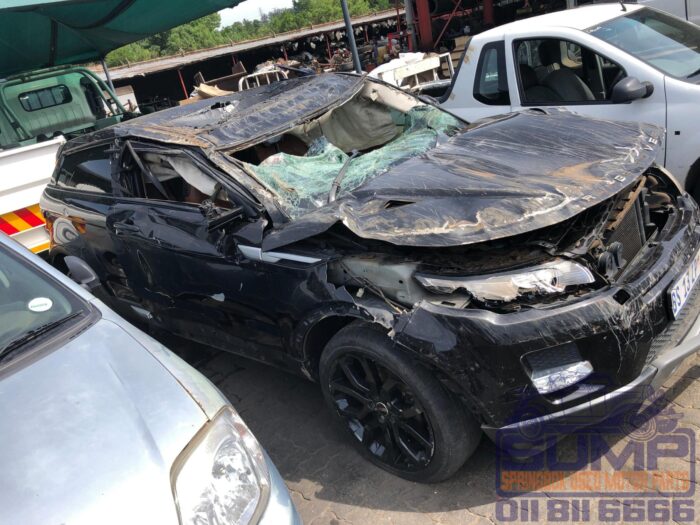 LANDROVER , RANGE ROVER 2 . 0 Si 4 PRESTIGE EVOQUE , BLACK , 2012 ( 30283 ) - Image 3