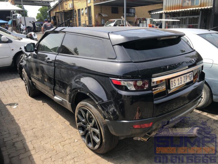 LANDROVER , RANGE ROVER 2 . 0 Si 4 PRESTIGE EVOQUE , BLACK , 2012 ( 30283 ) - Image 6