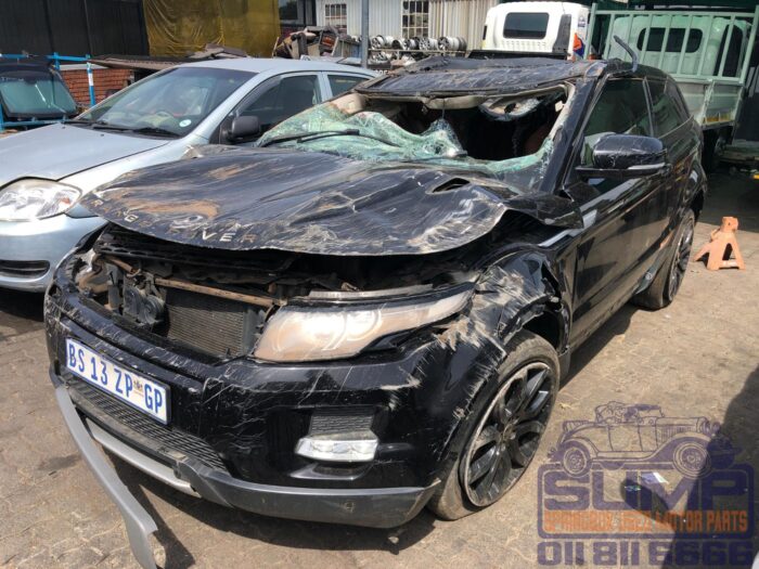 LANDROVER , RANGE ROVER 2 . 0 Si 4 PRESTIGE EVOQUE , BLACK , 2012 ( 30283 ) - Image 8