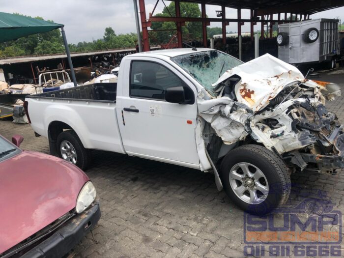 ISUZU , D - MAX 250 C FLEETSIDE S / C P / U , WHITE , 2019 ( 30280 ) - Image 3
