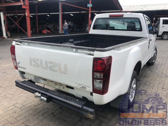 ISUZU , D - MAX 250 C FLEETSIDE S / C P / U , WHITE , 2019 ( 30280 ) - Image 4