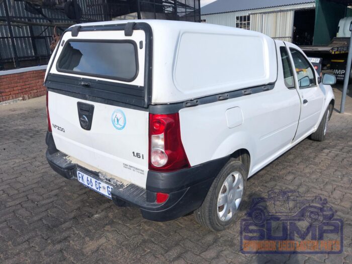 NISSAN , NP 200 1 . 6 A / C P / U S / C , WHITE , 2013 ( 29809 ) - Image 4