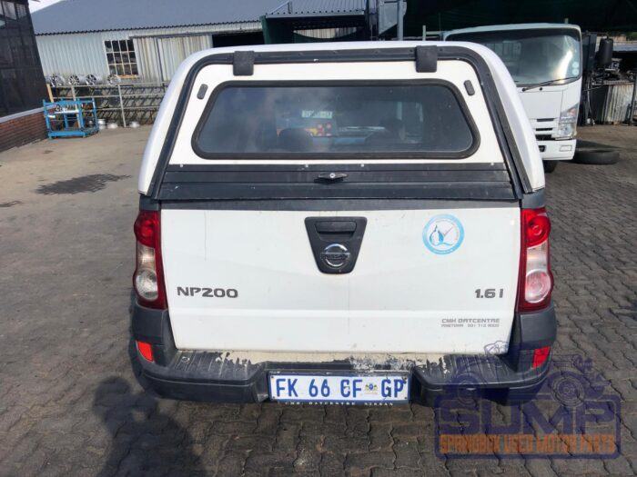 NISSAN , NP 200 1 . 6 A / C P / U S / C , WHITE , 2013 ( 29809 ) - Image 5