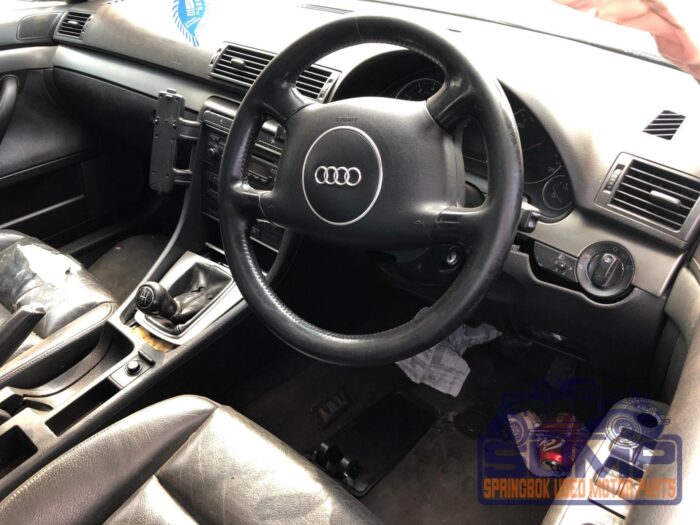 AUDI , A 4 2 . 0 B 6 , b LUE , 2001 ( 29811 ) - Image 9
