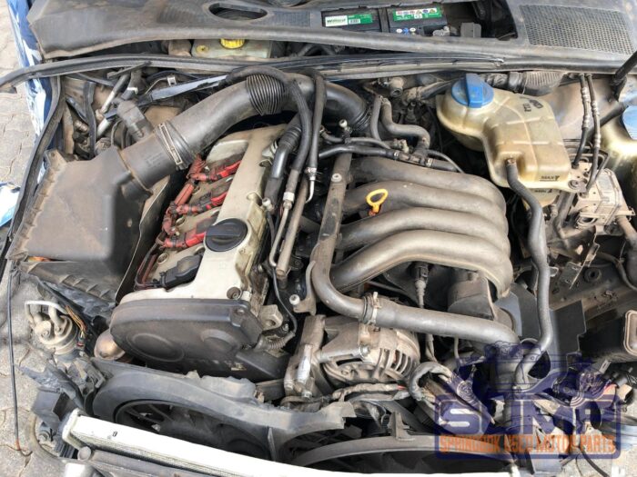 AUDI , A 4 2 . 0 B 6 , b LUE , 2001 ( 29811 ) - Image 10