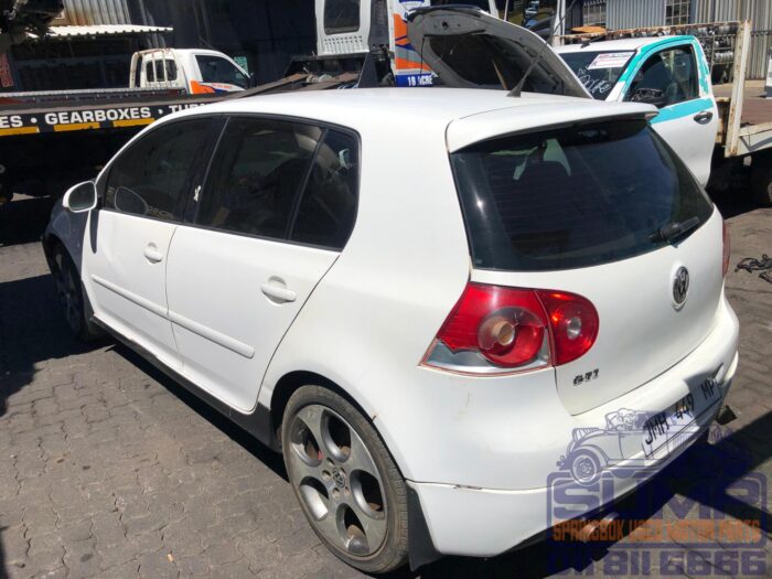 VOLKWAGEN , GOLF GTI 20 T FSI , WHITE , 2008 ( 30341 ) - Image 6