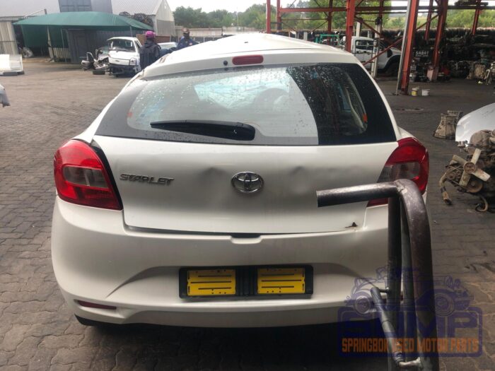 TOYOTA , STARLET 1 . 4 XI , WHITE , 2021 ( 29846 ) - Image 5