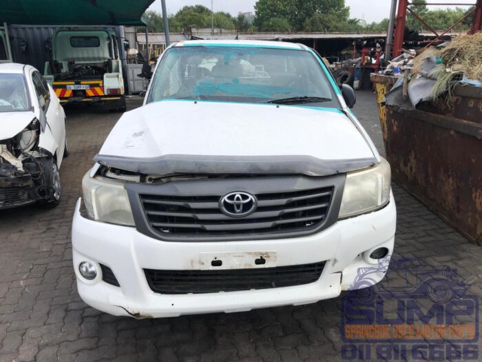 TOYOTA , HILUX 2 . 5 D - 4 D S P / U S / C , WHITE , 2013 ( 30358 )