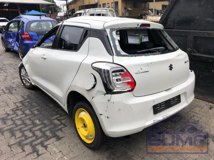 SUZUKI , SWIFT 1 . 2 GLX AMT , WHITE , 2020 ( 29848 ) - Image 6