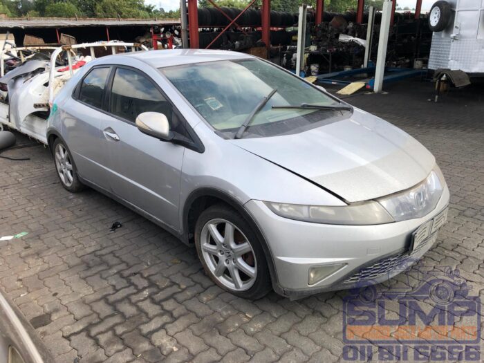 HONDA , CIVIC 1 . 8 i - VTEC E Xi 5 dr , SILVER , 2008 ( 30363 ) - Image 2