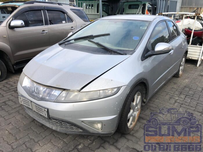 HONDA , CIVIC 1 . 8 i - VTEC E Xi 5 dr , SILVER , 2008 ( 30363 ) - Image 8