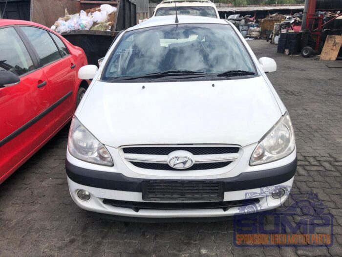 HYUNDAI , GETZ 1 . 4 HS , WHITE , 2008 ( 29858 )
