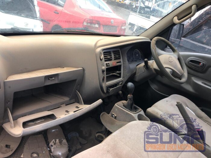 HYUNDAI , BAKKIE 2 . 6 i D F / C D / S , WHITE , 2010 ( 29860 ) - Image 9