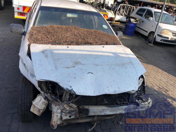 TOYOTA , COROLLA , WHITE , 2003 ( 30387 )