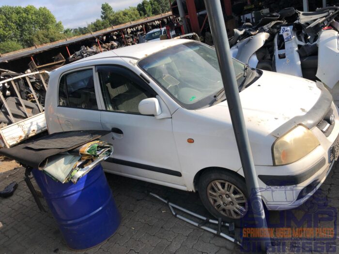 HYUNDAI , ATOS 1 . 1 GLS A / T , WHITE , 2006 ( 30370 ) - Image 3