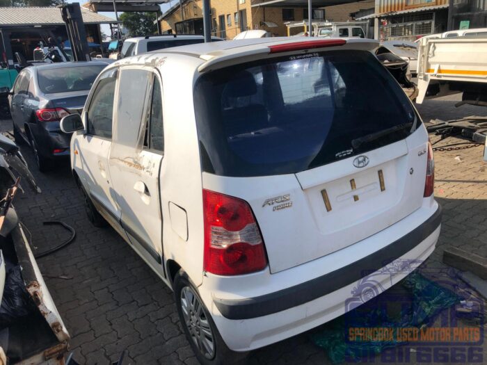 HYUNDAI , ATOS 1 . 1 GLS A / T , WHITE , 2006 ( 30370 ) - Image 6