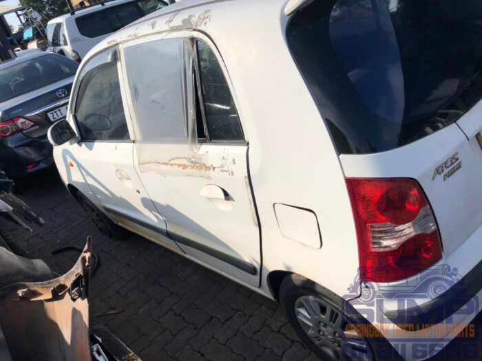 HYUNDAI , ATOS 1 . 1 GLS A / T , WHITE , 2006 ( 30370 ) - Image 7