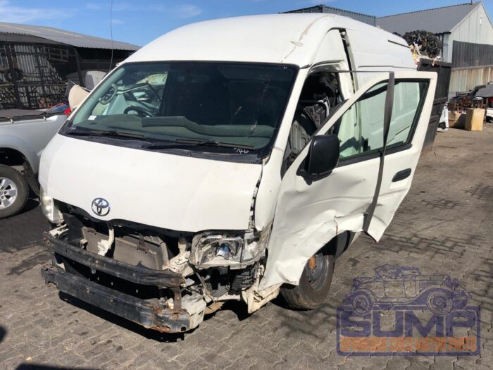 TOYOTA , QUANTUM 2 . 7 LWB F / C P / V , WHITE , 2008 ( 29864 ) - Image 8