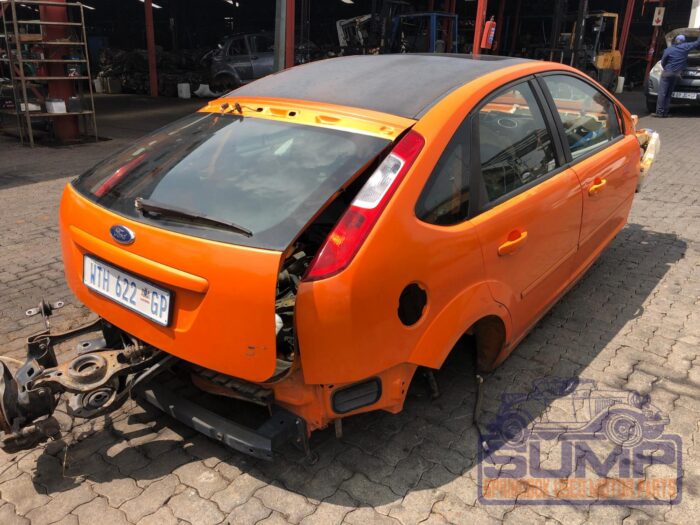 FORD , FOCUS 2 . 5 ST 5 DR , ORANGE , 2007 ( 29879 ) - Image 4
