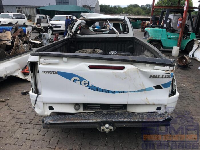 TOYOTA , HILUX 2 . 0 VV Ti S P / U S / C , WHITE , 2021 ( 30392 ) - Image 5