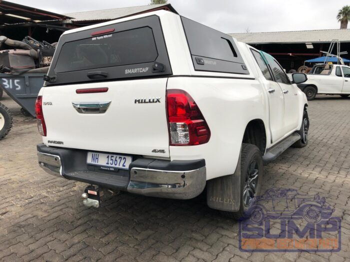 TOYOTA , HILUX 2 . 8 GD - 6 RADER 4 X 4 A / T P / U D / C , WHITE , 2023 ( 29895 ) - Image 4