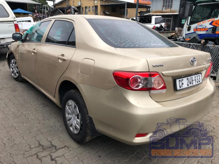 TOYOTA , COROLLA 1 . 3 PROFESSIONAL , GOLD , 2013 ( 29899 ) - Image 6