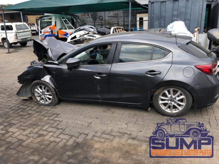 MAZDA , MAZDA 3 1 . 6 ACTIVE 5 DR , BLUE , 2019 ( 29900 ) - Image 7