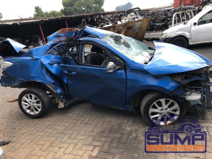TOYOTA , COROLLA 1 . 8 EXCLUSIVE , BLUE , 2016 ( 29898 ) - Image 3