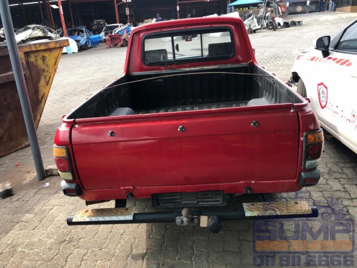 NISSAN , 1400 STD P / U S / C , RED , 1989 ( 30412 ) - Image 5