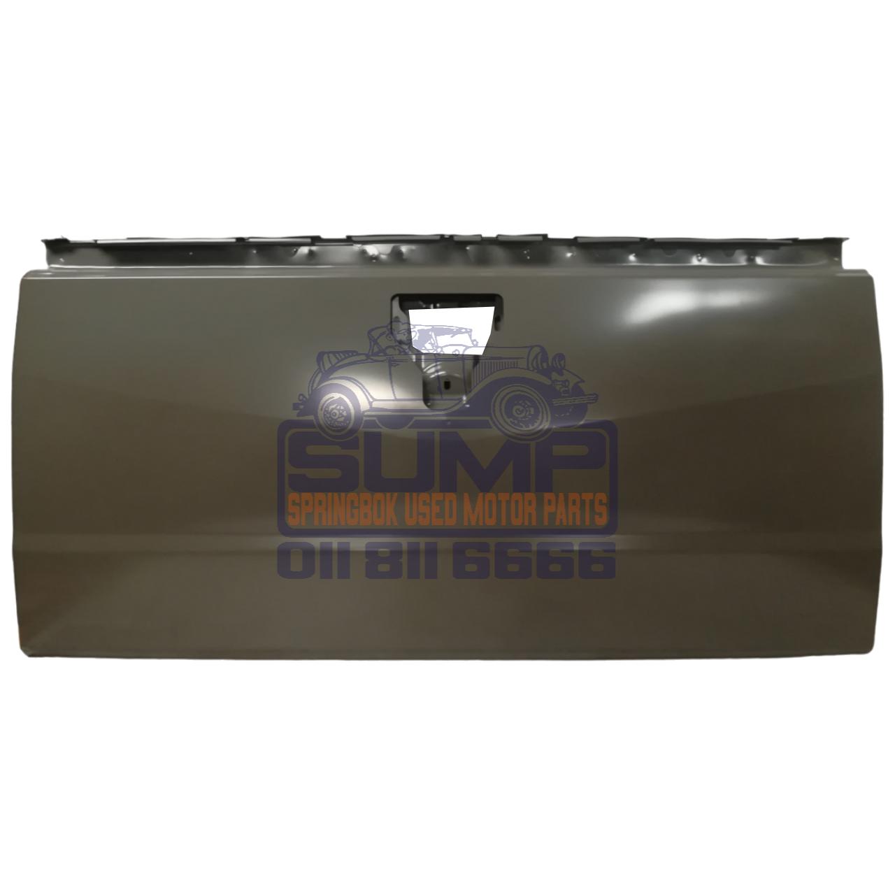 TAILGATE NP 200 08 - UP