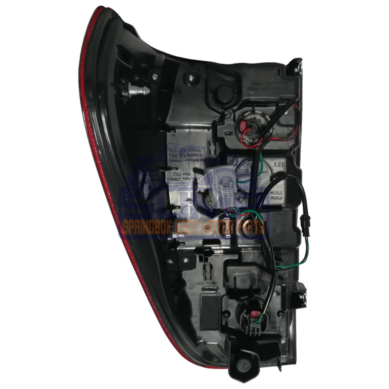 TAIL LAMP HILUX 20 - UP LED LH - Image 2