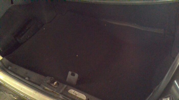MERCEDES - BENZ , E 240 A / T , GOLD , 2001 ( 29274 ) - Image 9