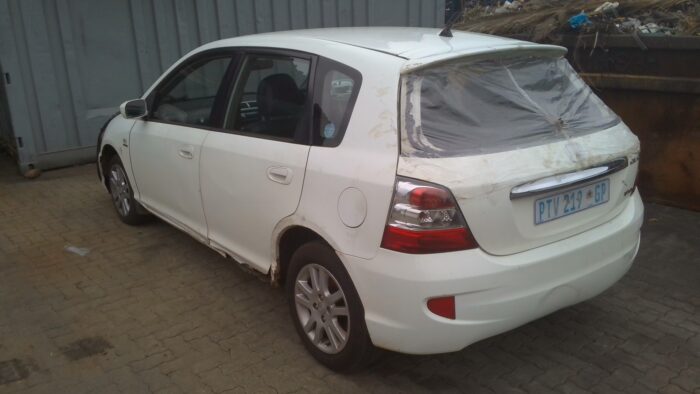 HONDA , CIVIC 1 . 7 i 5 Dr , WHITE , 2003 ( 29280 ) - Image 6