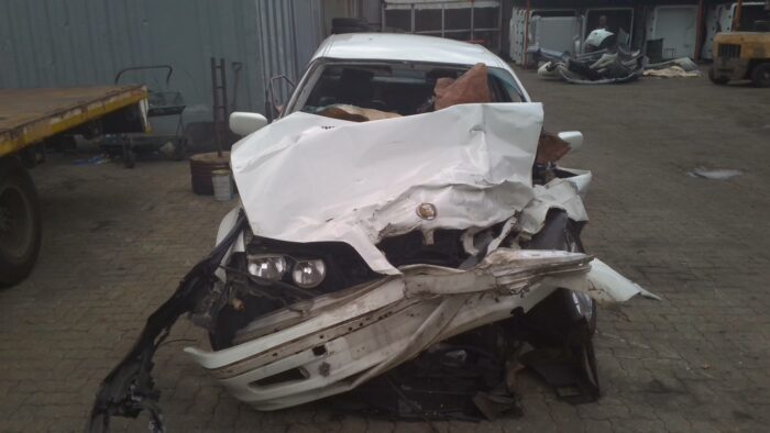 BMW , 323 I E 46 A / T , WHITE , 1999 ( 29295 )