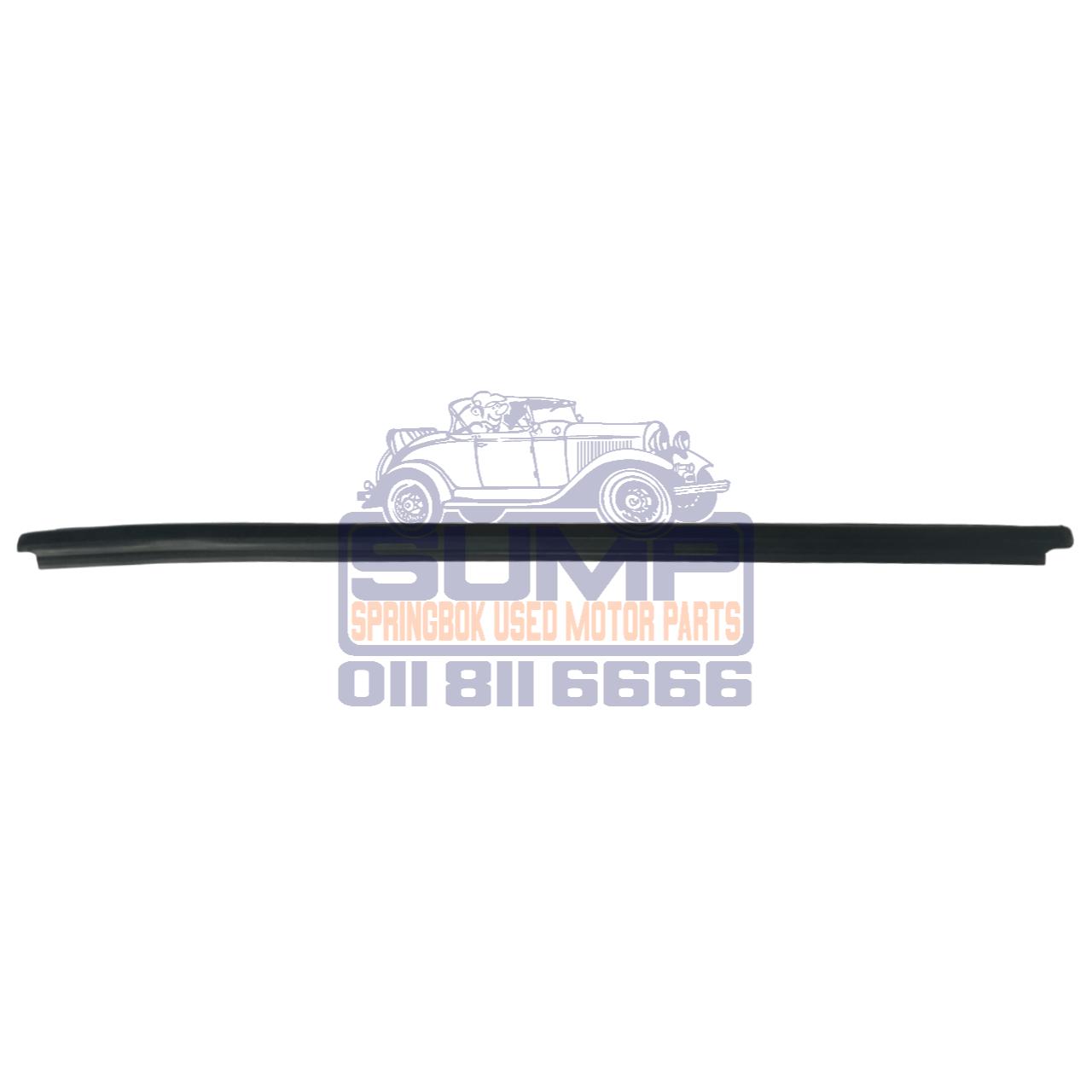 HILUX YN 150 WEATHER STRIP OUT DOUBLE CAB 05 UP